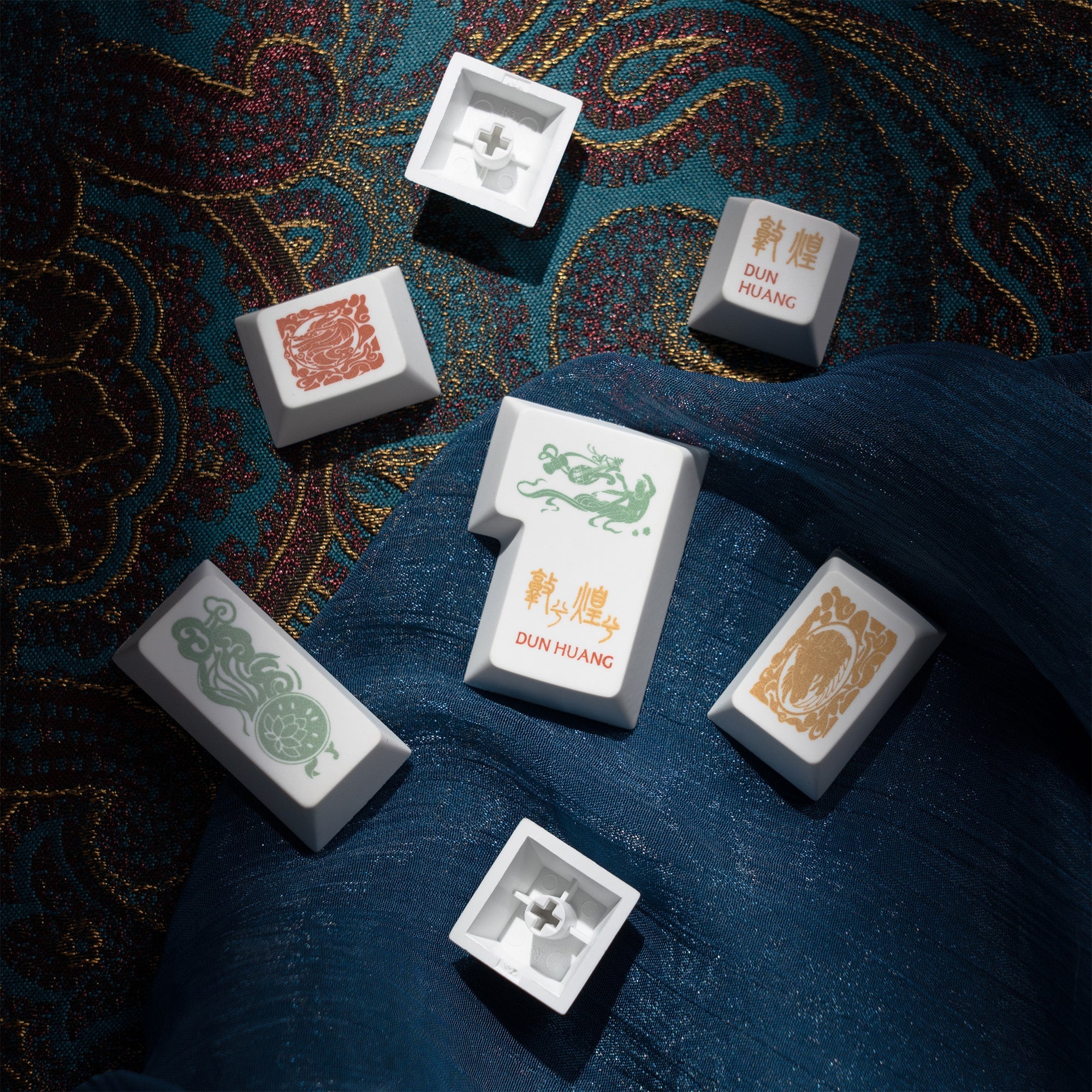 XVX  Dunhuang Cherry Profile Dye-Sub PBT Keycaps Full Set (212-Keys)